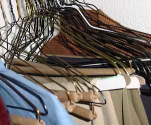 How to clean Closets and Organization: How to Organize Your Bedroom Closet