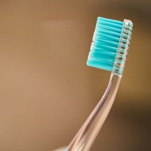 How to clean People & Pets: How to Clean Your Toothbrush
